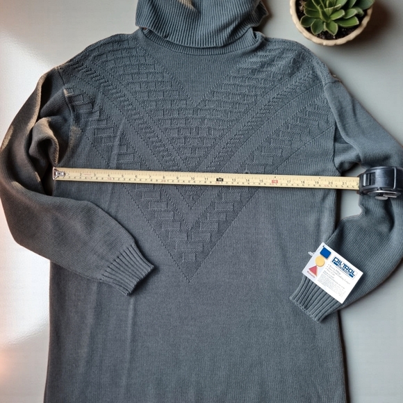 Vintage Linda Lundstrom Sage Green Oversized Sweater Brand New - Picture 8 of 9